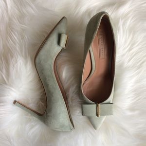 HUGO BOSS bow suede heels